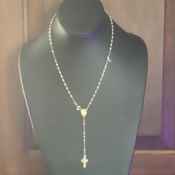 Rosary Cross Pendant Necklace
GLAZE JEWELRY NWOT - Picture 1 of 7